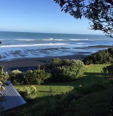 View over the bush to the beach